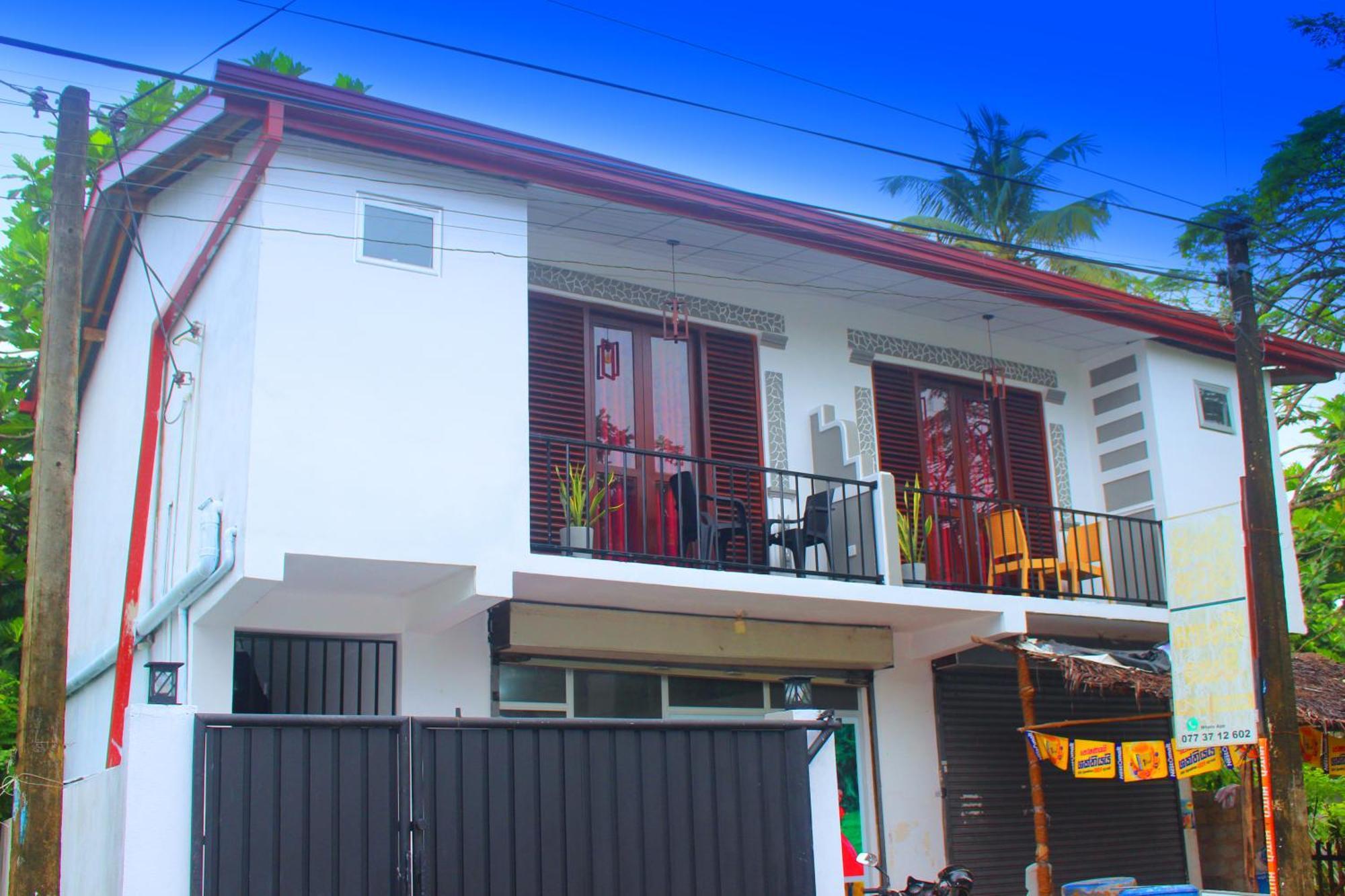 Samee Dream Guest Hotel Midigama East Exterior foto